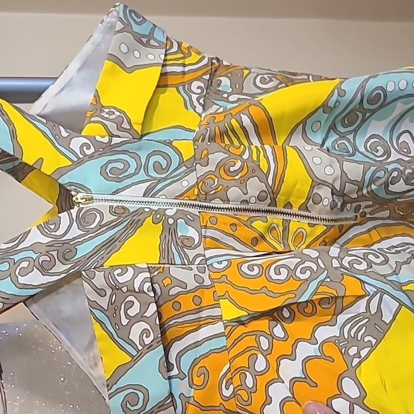 Kate SpadeJANA Bold Print Silk Studded Top - Picture 3 of 5